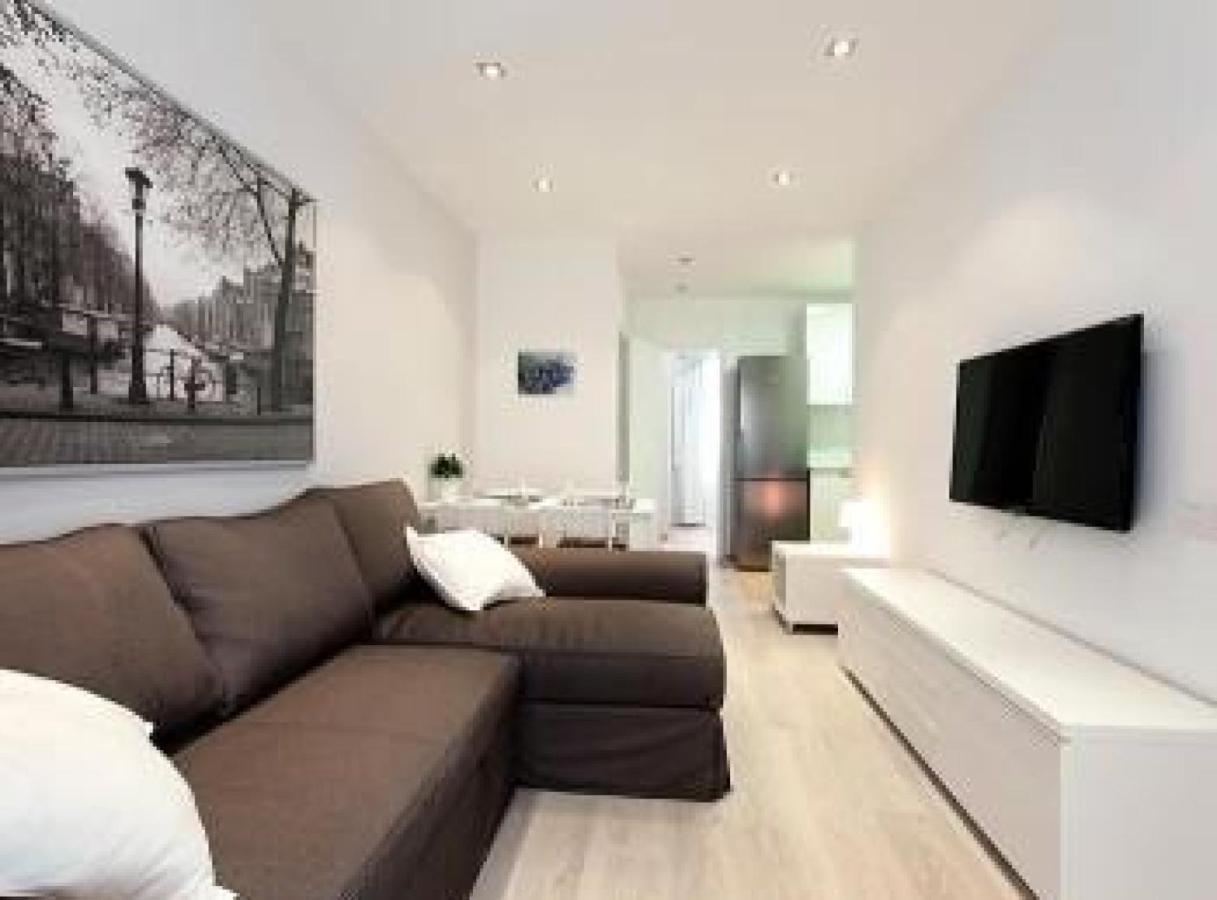 Miquel Angel - Apartments Next To Camp Nou Barcelona Buitenkant foto